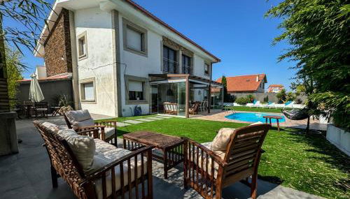 Villa con piscina a pie de playa - Foto 2