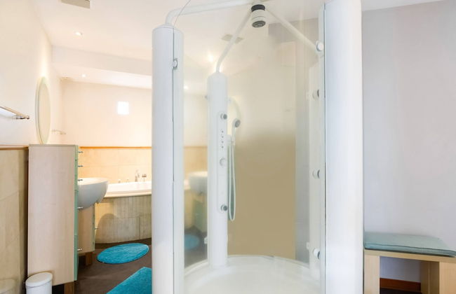 Picturesque Villa With Swimming Pool - Foto 22