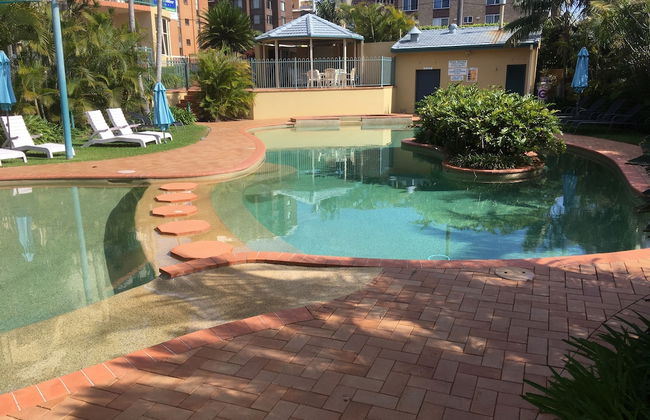 Town Beach Beachcomber Resort - Photo 22