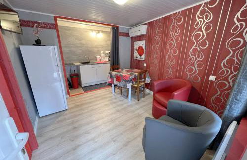 Les Meublés du Rocher - Près du parc LE PAL - Foto 8