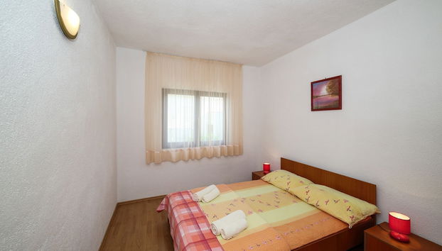 Cozy Beachfront Holiday Home Slatine - Foto 5, Habitación