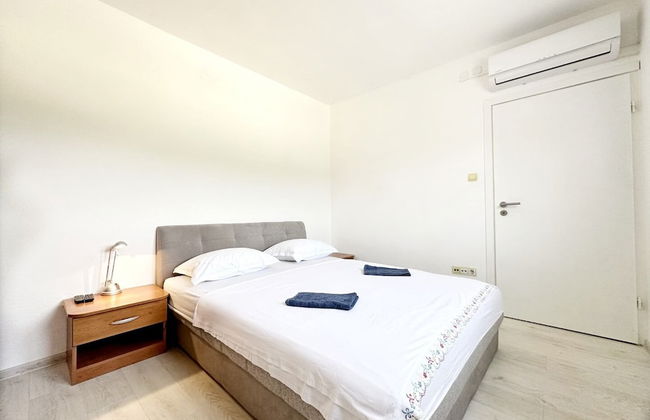 Mia - With Pool - A1 - Photo 6