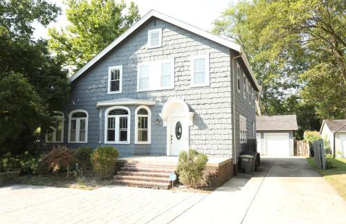 Blue House, Blocks from Ross-Aide, Mackey, Samara House, Birck Golf Complex - Foto 2