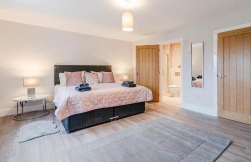 Maple House - Photo 16