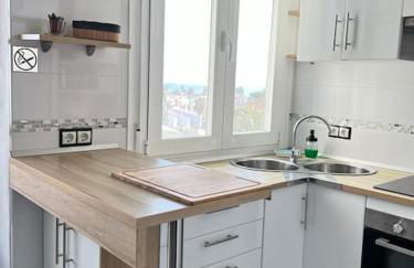 Espectacular apartamento junto al mar, con piscina en Málaga - Photo 22