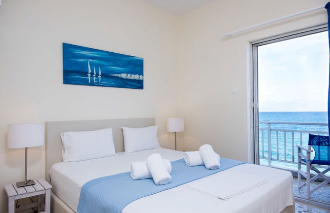 Spacious Apartment on the Beachfront - Photo 3