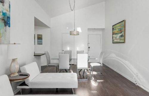 Cozy Apt with Pool, Hot Tub, Golf, Near Downtown - Foto 17