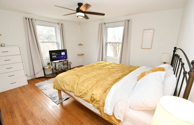 3 Bedroom 2 Bath Home Close to ND w Fire pit 1155 - Foto 16