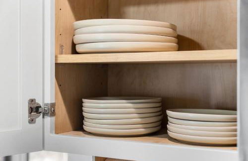 Lakefront Retreat, Mins to Dtown, Firepit, Hot Tub, Pet friendly! - Foto 39