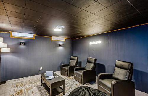 HotTub, Cinema & Games in a Quiet Neighborhood - Foto 3