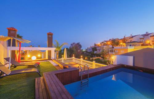 Cubo's Gibralfaro House Center - Photo 3