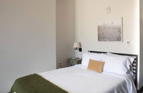 Deer District Studio Apt - One Block from Fiserv & Baird - Foto 6