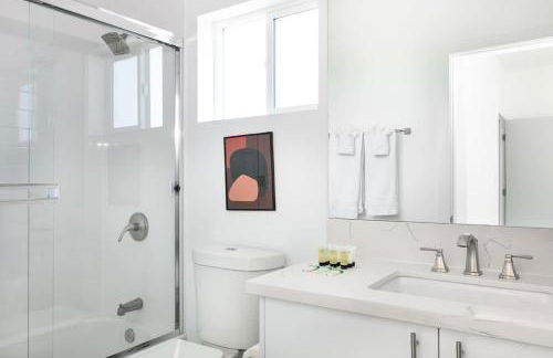 Prestige 5BR Townhome Near LA Hot Spots - Foto 31