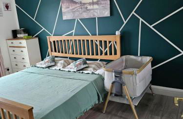 Allan & Ella House - Photo 5