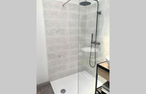 La providence, surplombant la ville - Foto 13