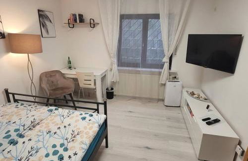 Souterrainwohnung - Foto 2