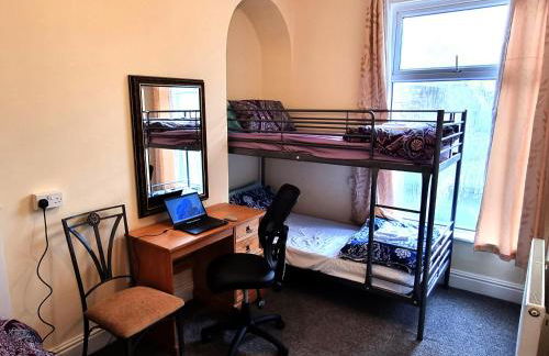 2 Bedroom Flat Free Parking Fast Wi-Fi Self Check-in Visit Manchester Oldham Bury - Foto 34