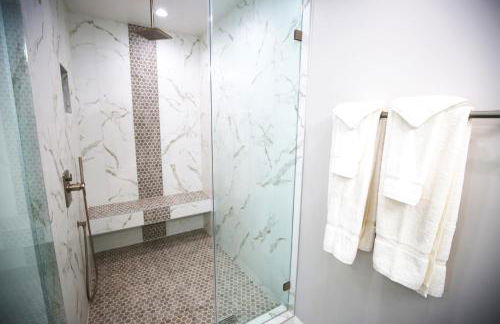 Steps 2 Beach- Luxury Home, Game Room, Roof Deck, Firepit, Pets OK - Foto 16