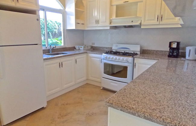 2 Bedroom Townhouse at Ocean Village - Foto 8