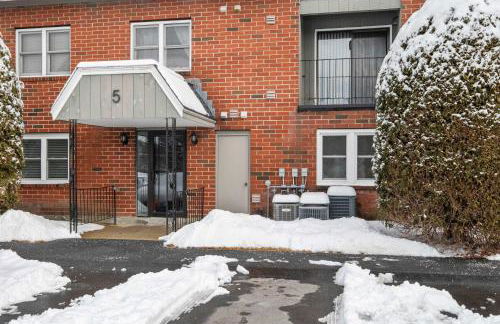 Fully Furnished 1st Floor 1 Bed 1 Bath Condo - Close To Shopping & Hwys North&South - Foto 27
