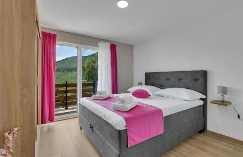 3 Bedroom Awesome Home In Vrgorac - Foto 34