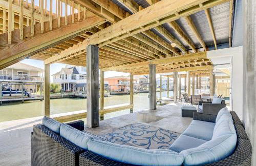 Private Dock and Patio Waterfront Galveston Retreat - Photo 32