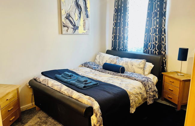 Beautiful 2 - Bed Apartment in Aylesbury - Foto 8