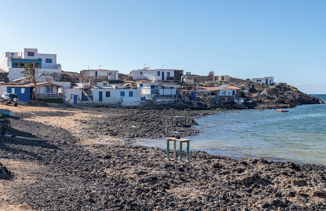 Wooden Cabin Next to the Beach - Foto 23