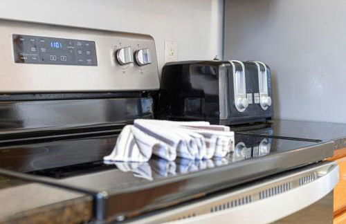 #463-Fabulous 4 bed villa with south facing private pool and spa overlooking water - Foto 31