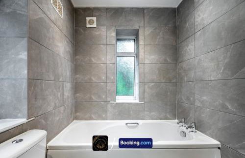 Cosy 3-Bed House l Garden l Free Parking l Stretford l Sleeps 7 l Book today with The Cosy Corner Nationwide - Foto 24