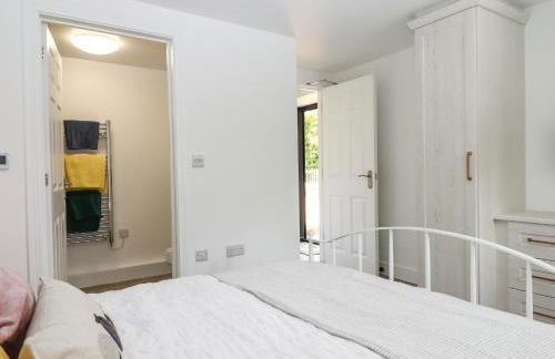 Bumblebee Cottage - Photo 22