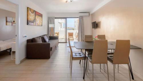 Apartamentos Esmeralda Ibiza - Photo 3