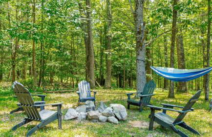 PoolHot Tub Firepit Near Hikes Shops Dining Cragswood Lodge by AvantStay - Foto 4