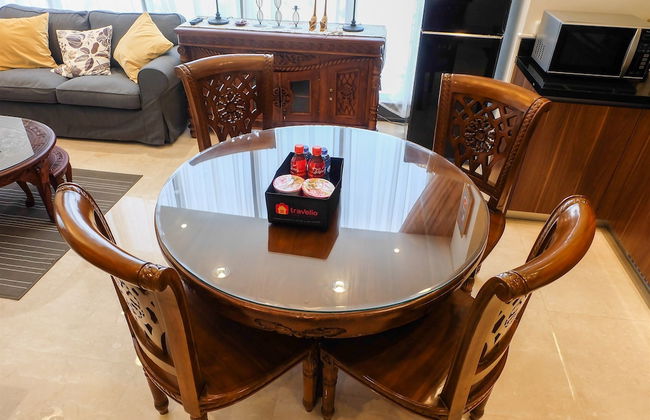 Comfy 2BR L'Avenue Apartment - Photo 14