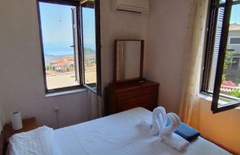 Traditional village house - Photo 24