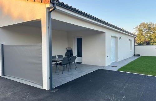 Maison Chaleureuse à 10 min du Futuroscope - Foto 12