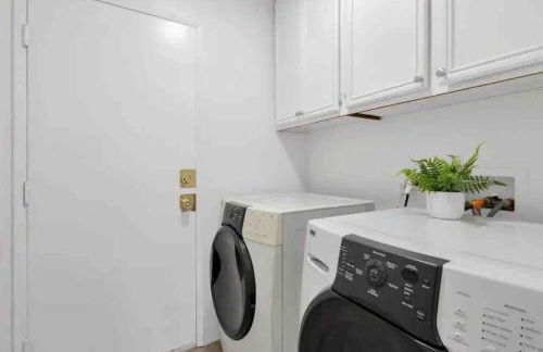 The Coachella Gem weekly discounts - Foto 47