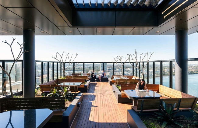 Luxury 1 Bedroom 1 Study With 1 Parking - Photo 12