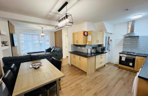 Numero Venti Aparthouse wifi parking Hot Tub Contractor and Group Friendly - Foto 35