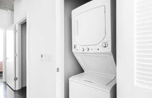 River N 1BR w Gym Pool nr L stop Beach CHI-361 - Foto 13