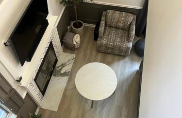 Newly Renovated Loft Villa at Norwich Spa with amenities, 3 minutes to Mohegan - Foto 5