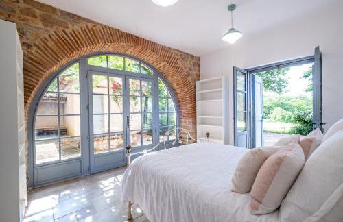 Bastide de Cordes sur Ciel - Piscine chauffée & Parc - Foto 8