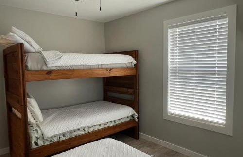 Stay, play and relax in Ohiopyle, PA, Hot tub, Pool table, next to the GAP trail in Ohiopyle, PA - Foto 17