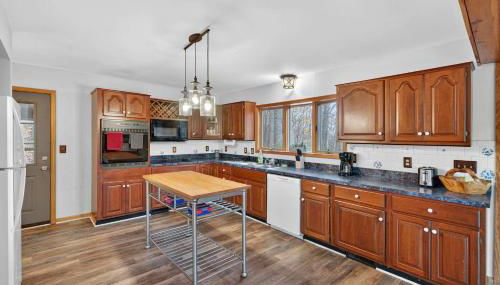 Huge Cabin w Hot Tub, Deck, Grill, Fire Pit, WiFi - Foto 5