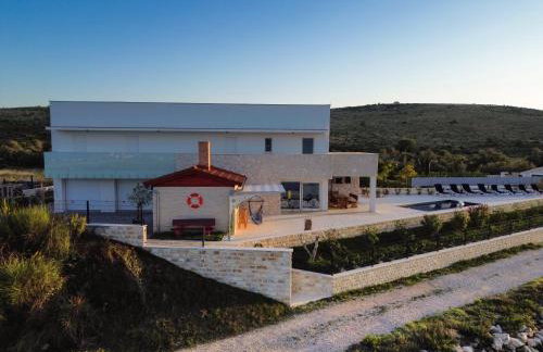 Villa Maritime - Exklusive Strandvilla mit beheiztem Pool, Grillhütte & Meerblick bei Zadar - Foto 27