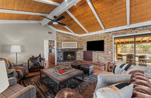 Wickenburg Ranch House Retreat and Horse Friendly - Photo 3