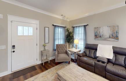 Explore Nature in this 3BR Home Near Pine Mountain - Photo 4