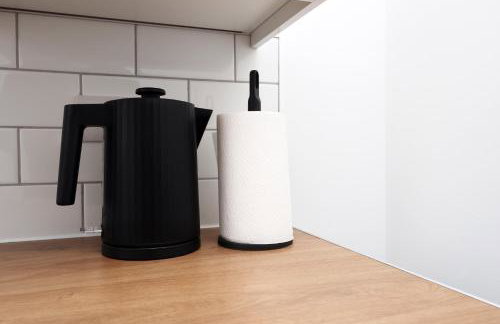 New Lodge Studios with Full Kitchen and Parking - Foto 19