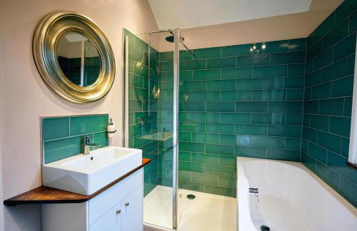 Calm 1 Bed Apartment with Parking in Winchester by At Hem - Foto 3