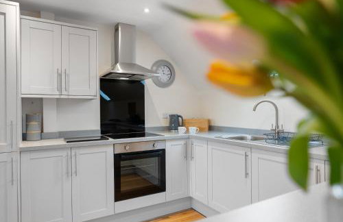 New Apartment in Stockton, sleeps 4, Free WIFI - Foto 2